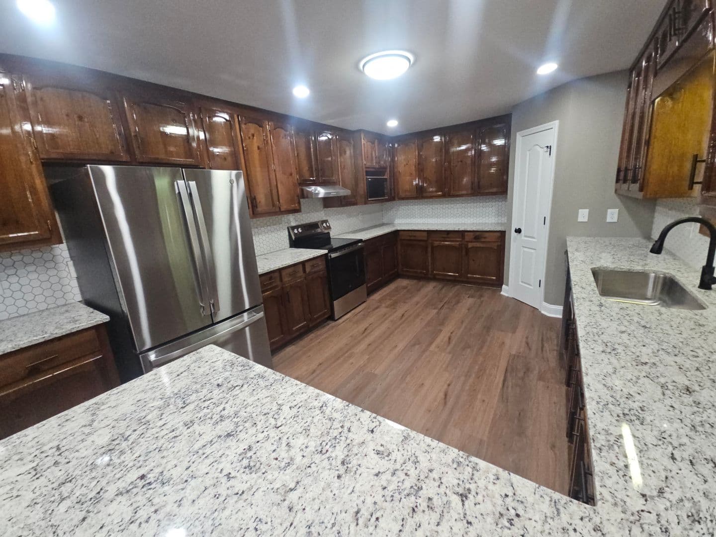 Villa Rica House: 2513 N Carroll Ct