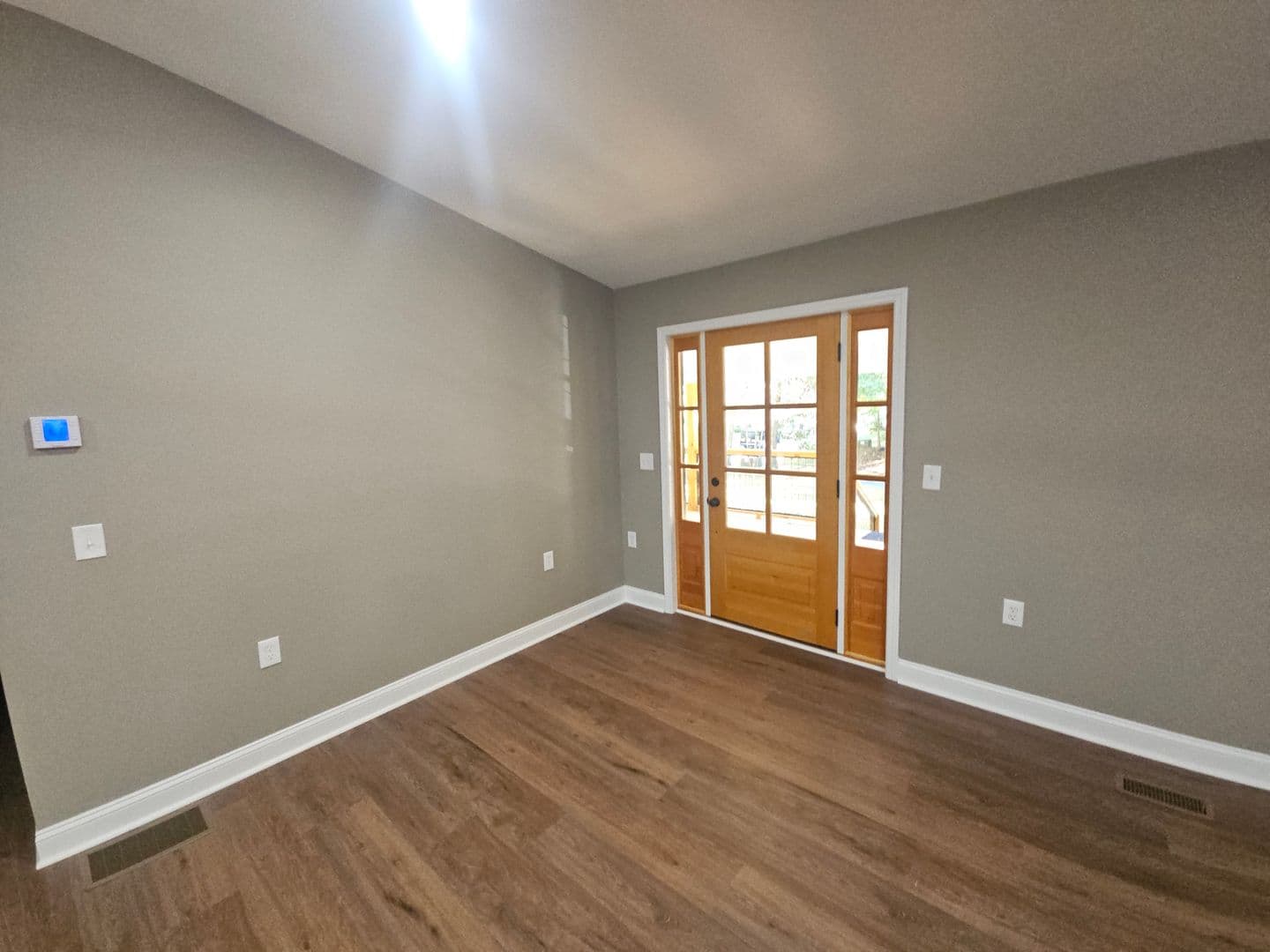 Villa Rica House: 2513 N Carroll Ct