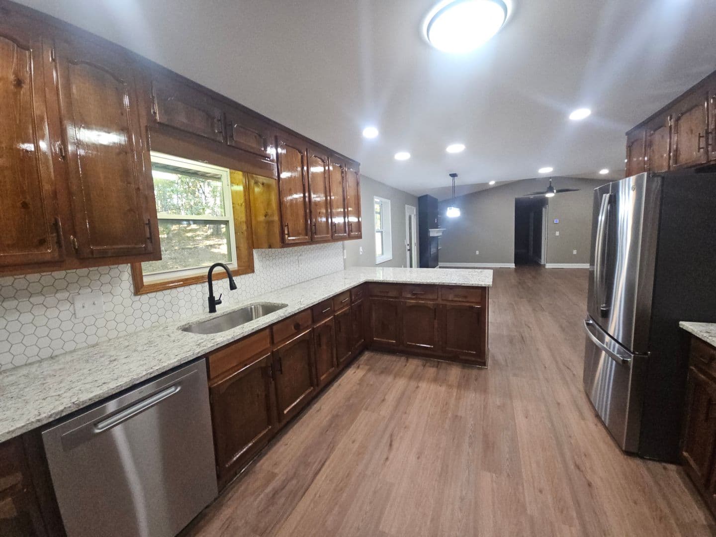 Villa Rica House: 2513 N Carroll Ct