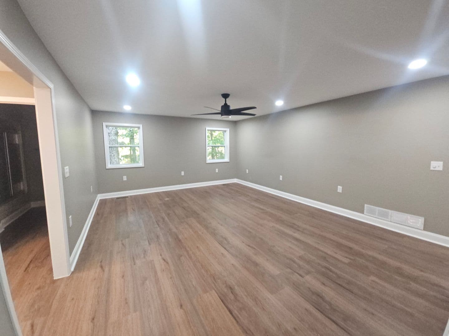 Villa Rica House: 2513 N Carroll Ct