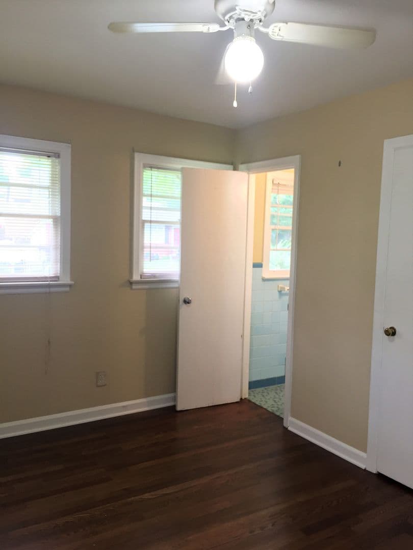 Smyrna House: 910 Cherokee Trail