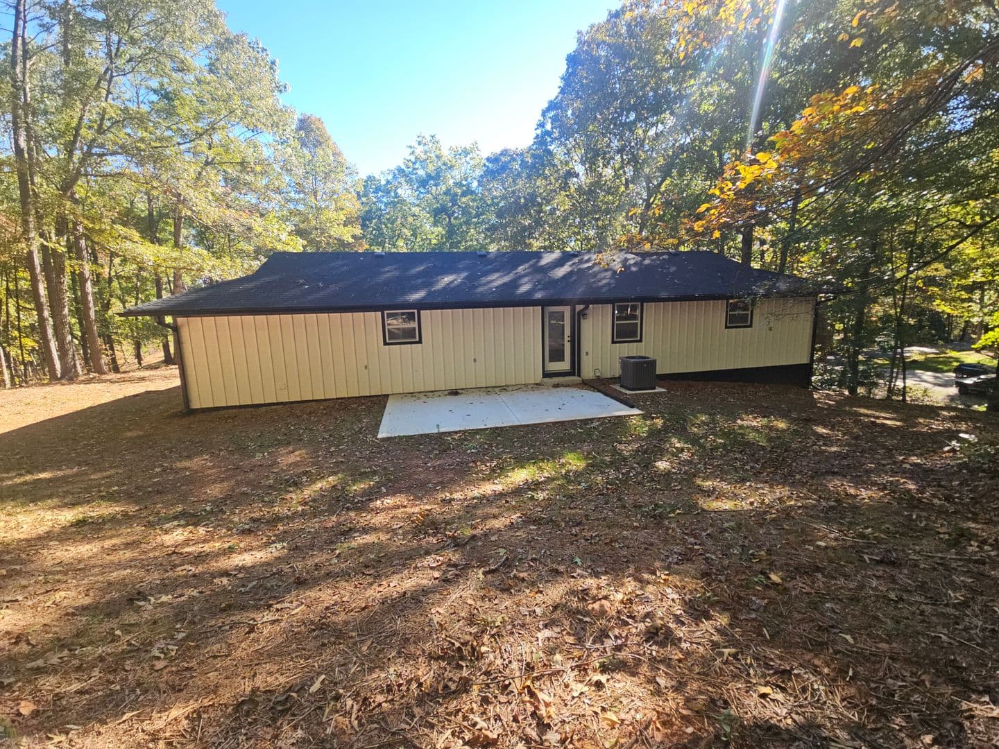 Villa Rica House: 2513 N Carroll Ct