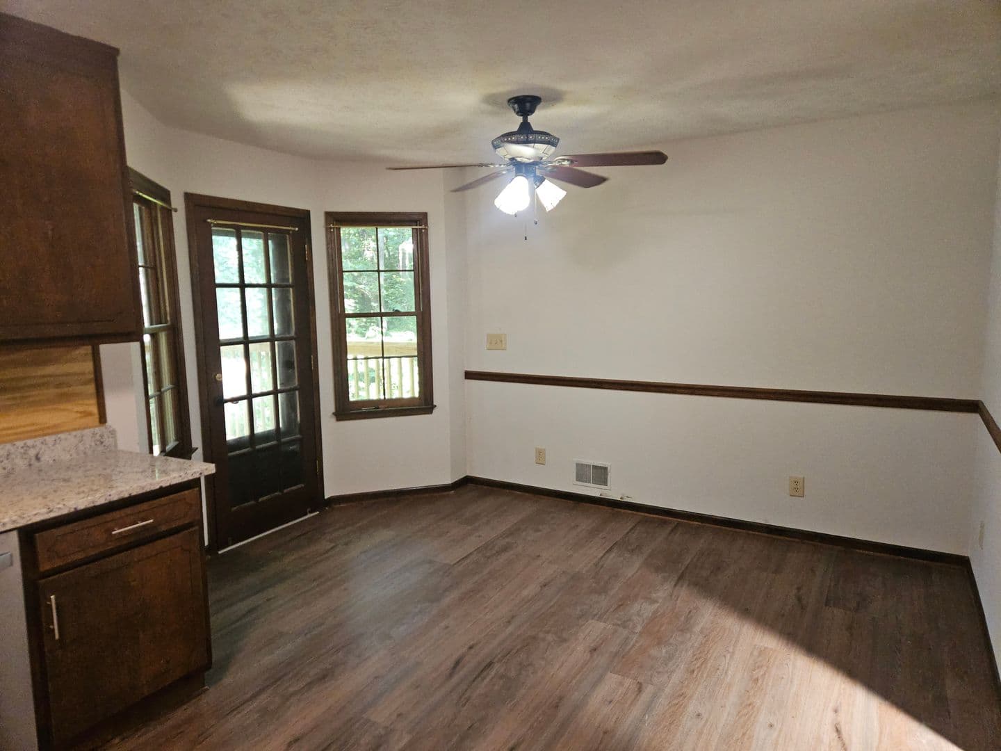 Dallas House: 520 Hardy Circle