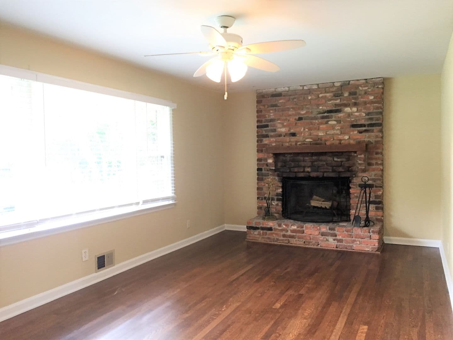 Smyrna House: 910 Cherokee Trail