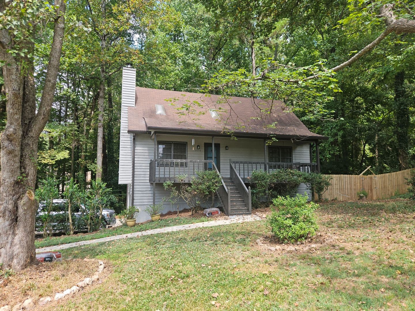 Dallas House: 520 Hardy Circle