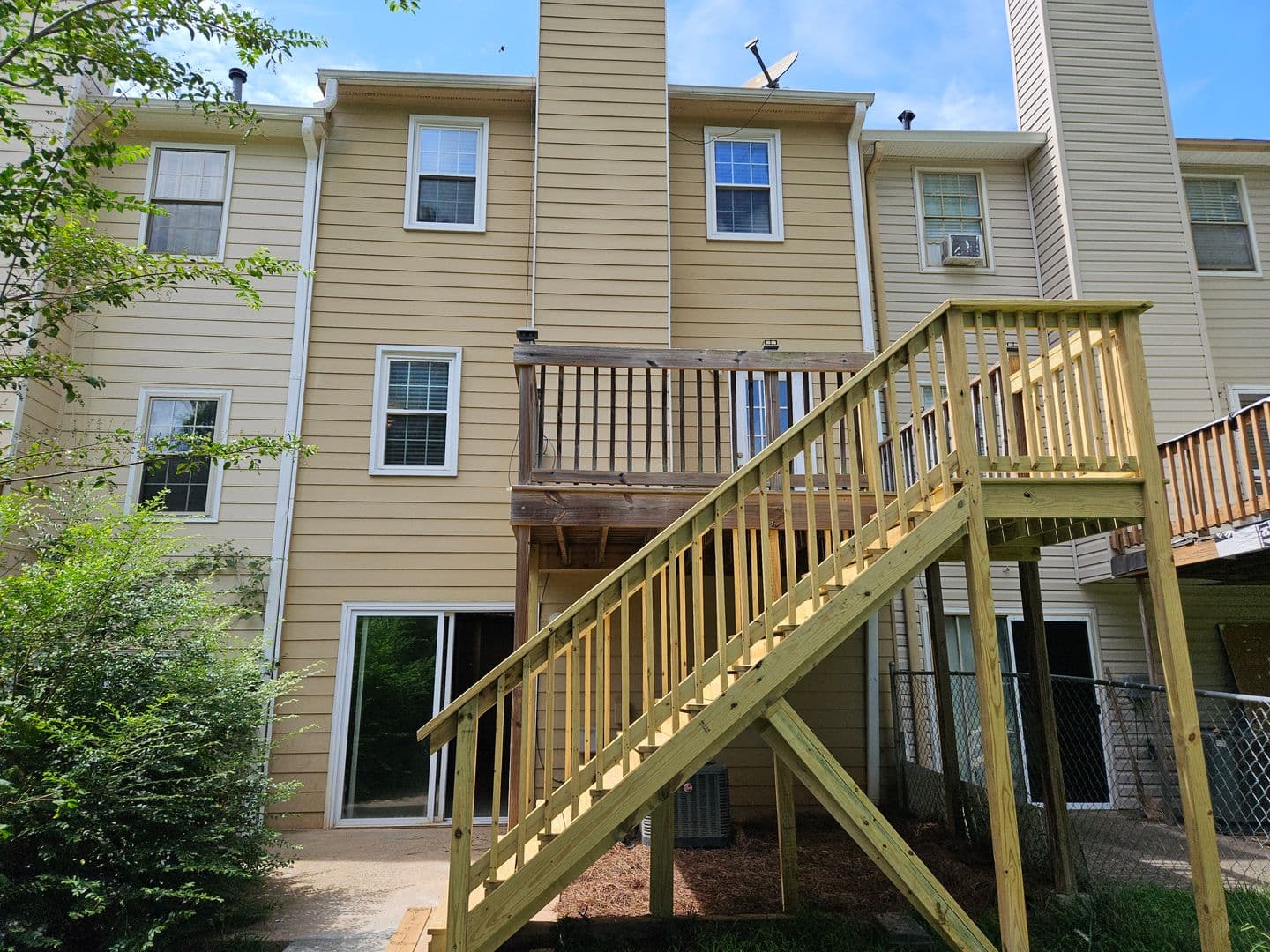 Smyrna Townhome: 1006 Westfield Trace