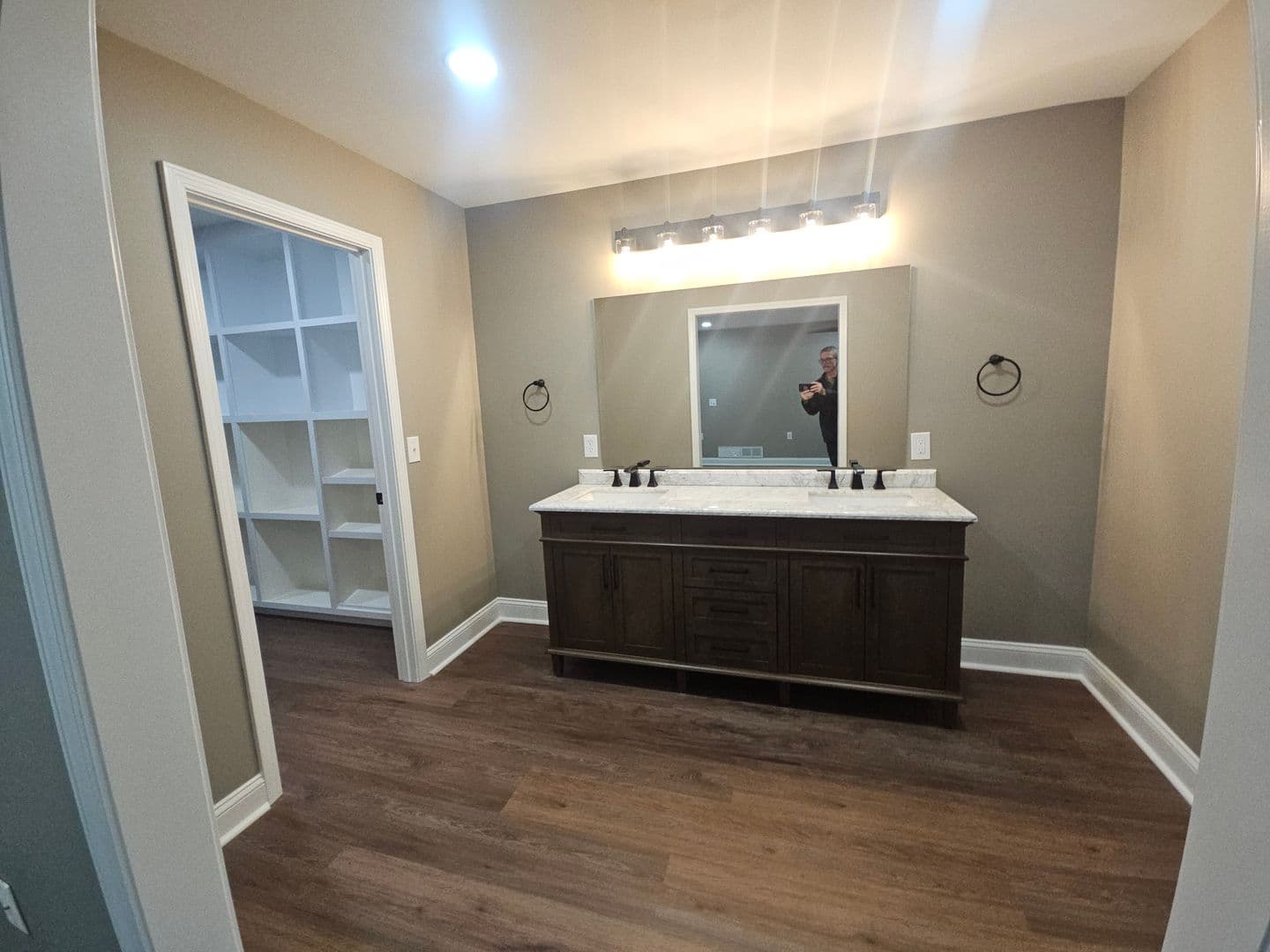 Villa Rica House: 2513 N Carroll Ct