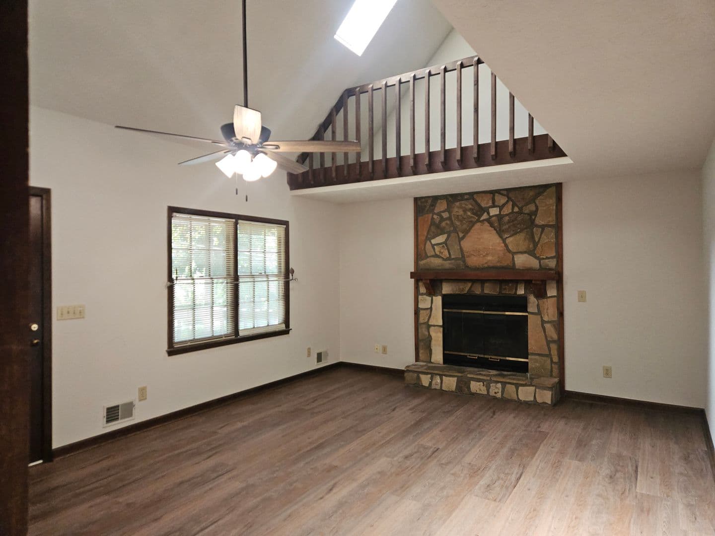 Dallas House: 520 Hardy Circle