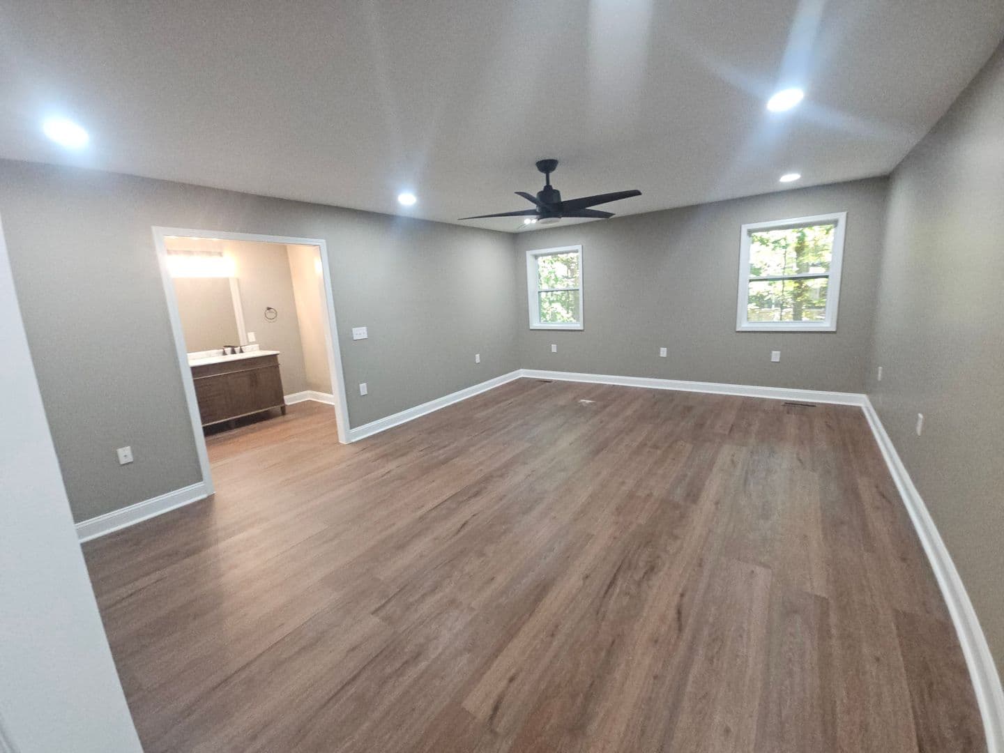 Villa Rica House: 2513 N Carroll Ct