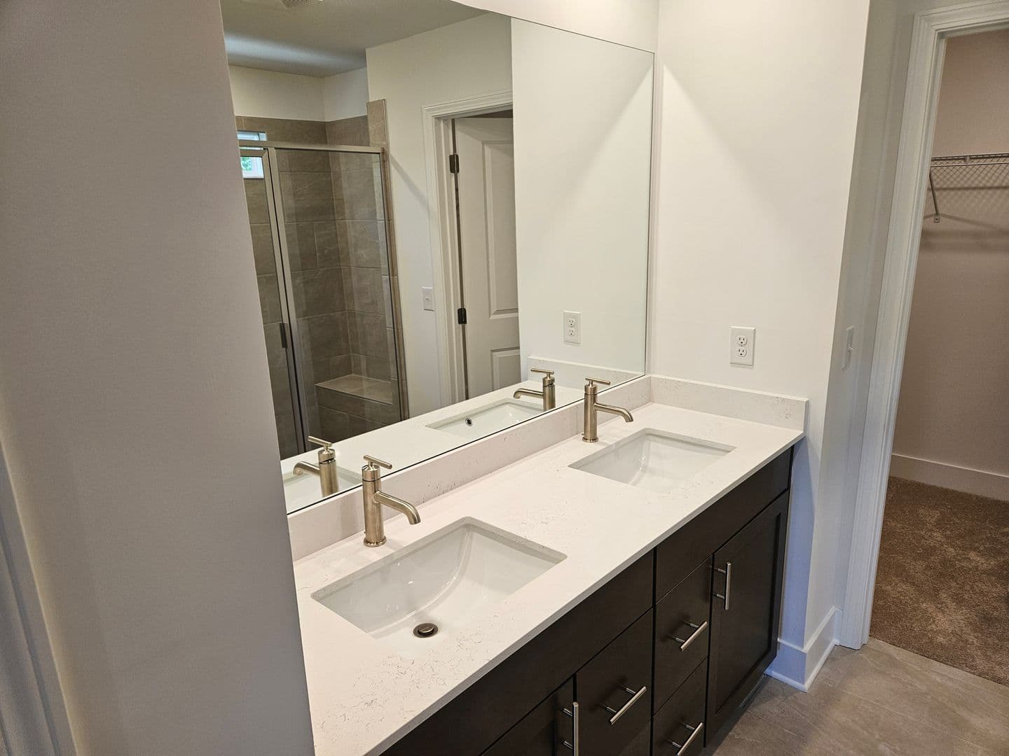 Dallas House: 97 Andalusa Court