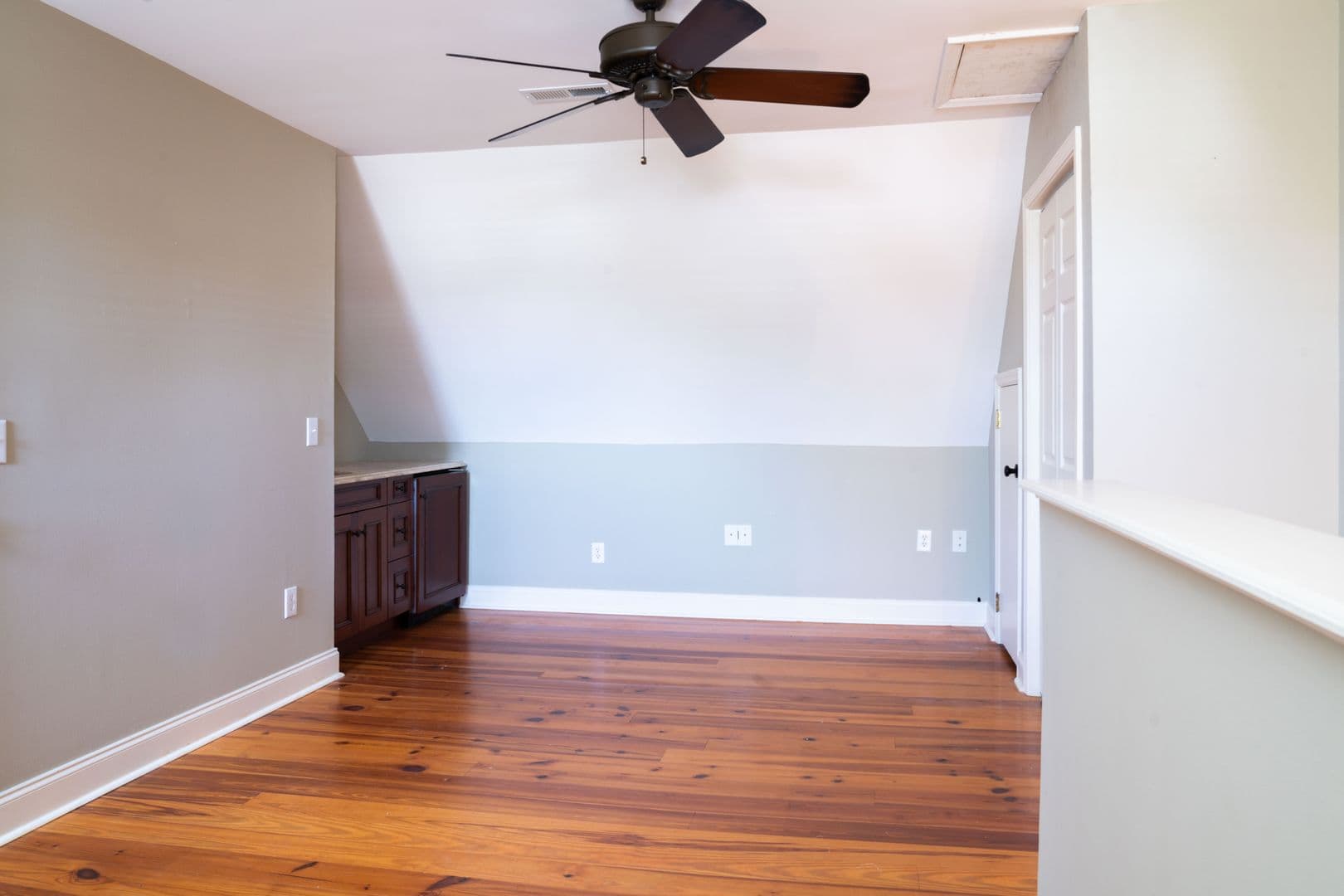 Charleston House: 15 Horlbeck Alley