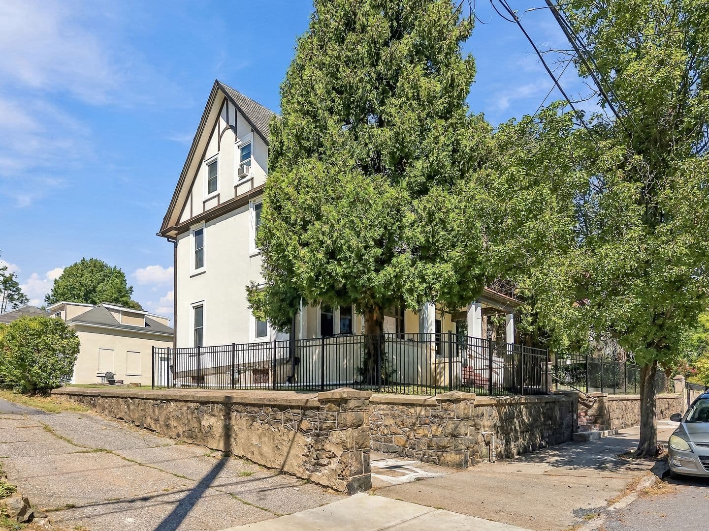 Bethlehem Apartment: 414 Cherokee St