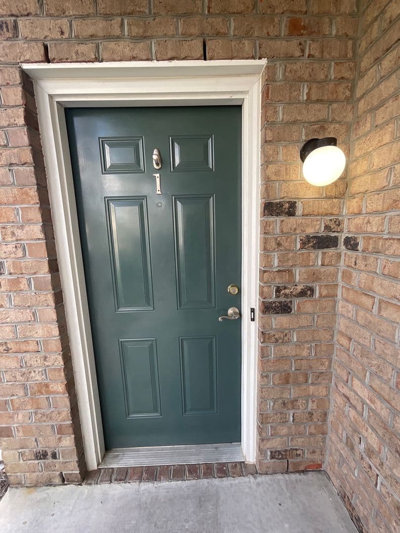 Greenville Apartment: 2707 Meridian Drive