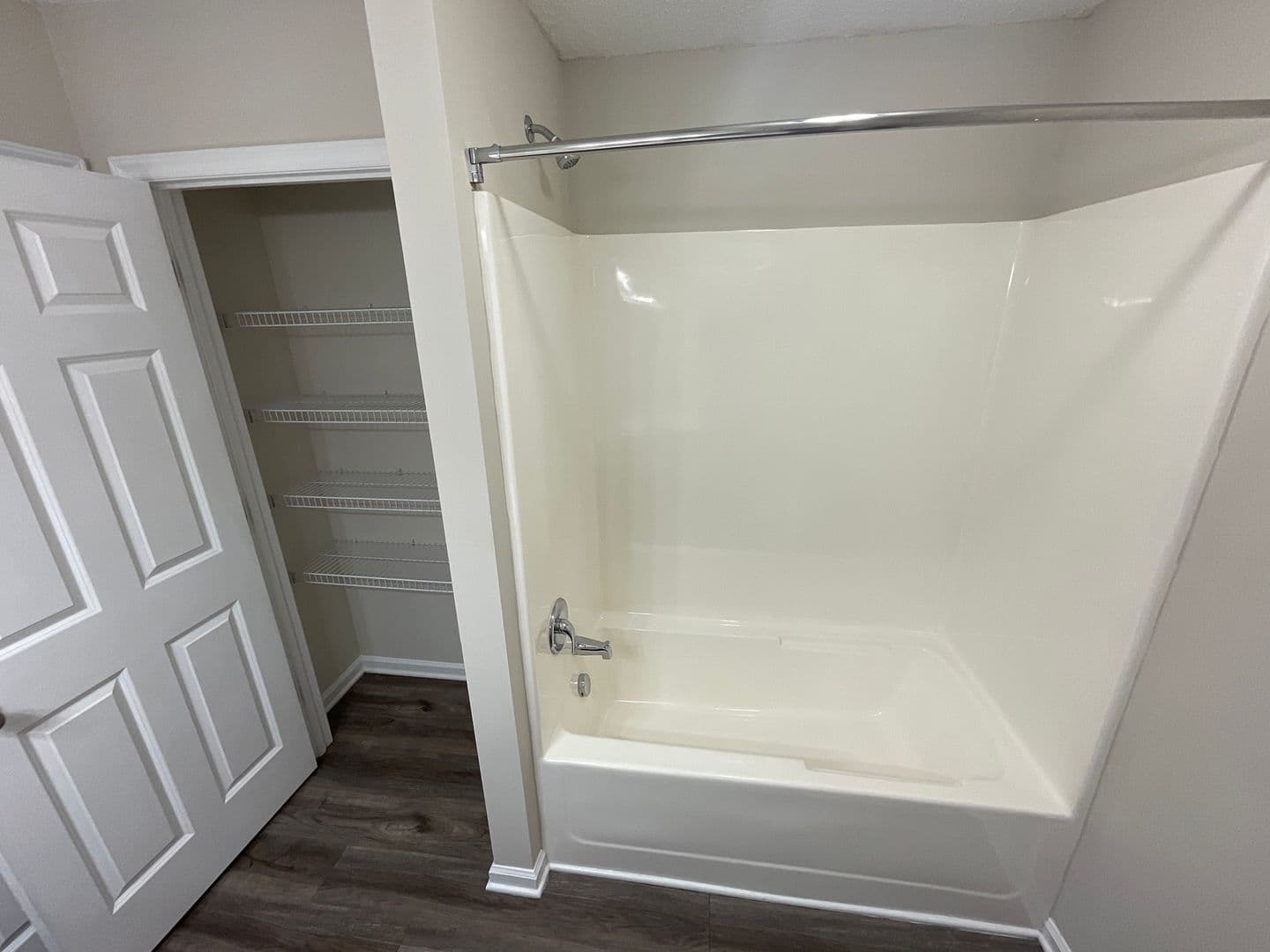 Greenville Apartment: 2707 Meridian Drive