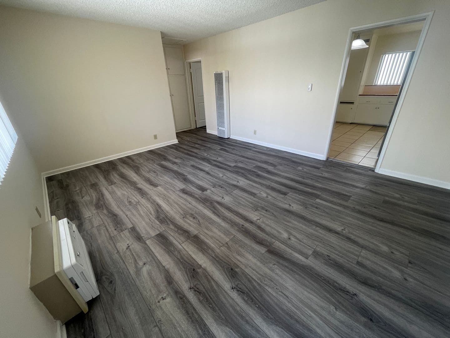 Glendale Apartment: 134 N. Adams St.