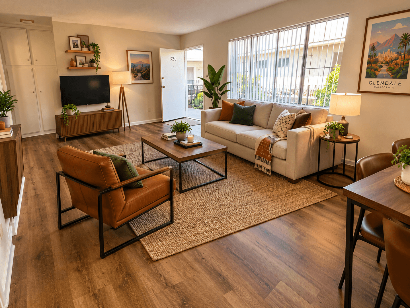 Glendale Apartment: 450 W. Doran St.