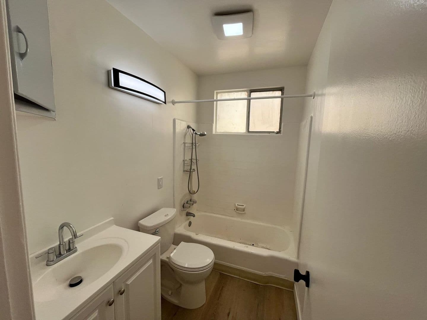 Glendale Apartment: 1038 Sonora Ave