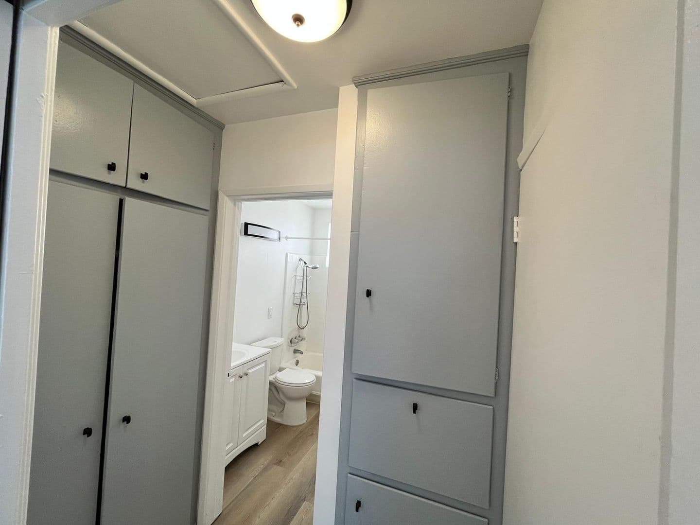 Glendale Apartment: 1038 Sonora Ave
