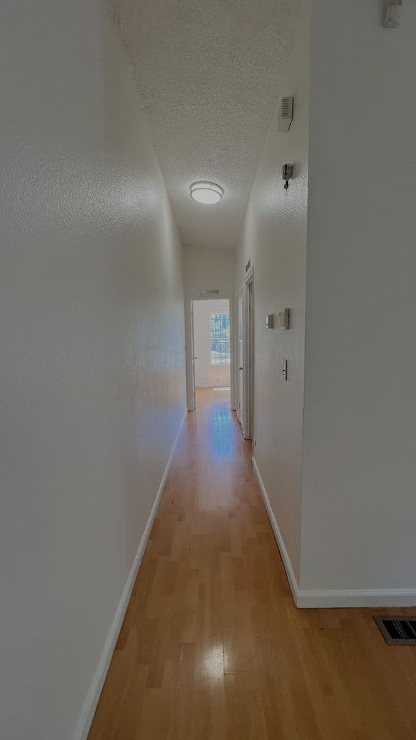 Oakland Apartment: 716 Sycamore Wt
