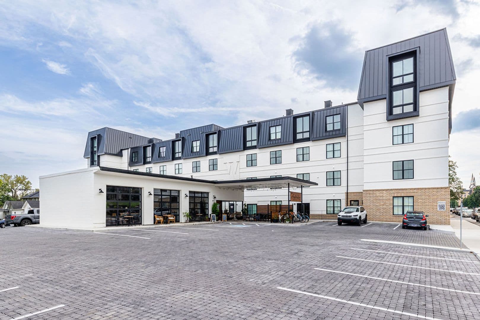 Clarksville Apartment: 518 Madison St