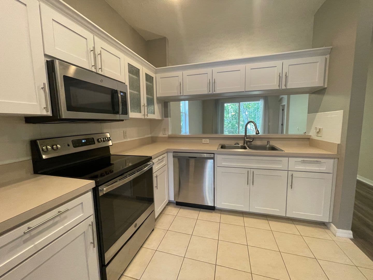 Hudson House: 12509 Cavalier Ct