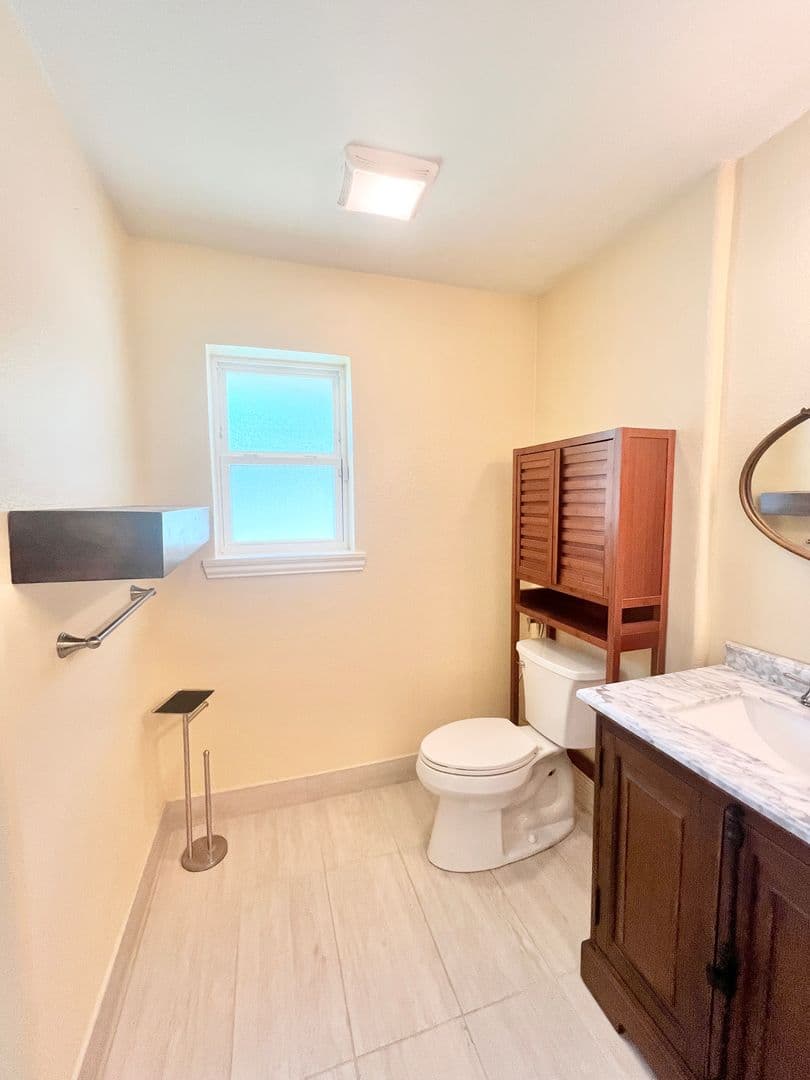 Irving House: 313 Santa Clara Street