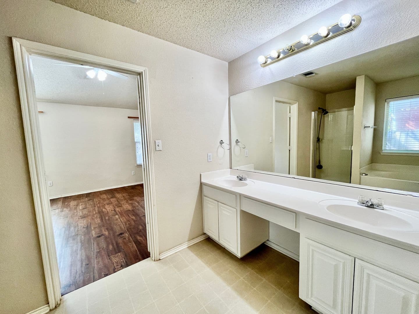 Fort Worth House: 8055 Raleigh Drive