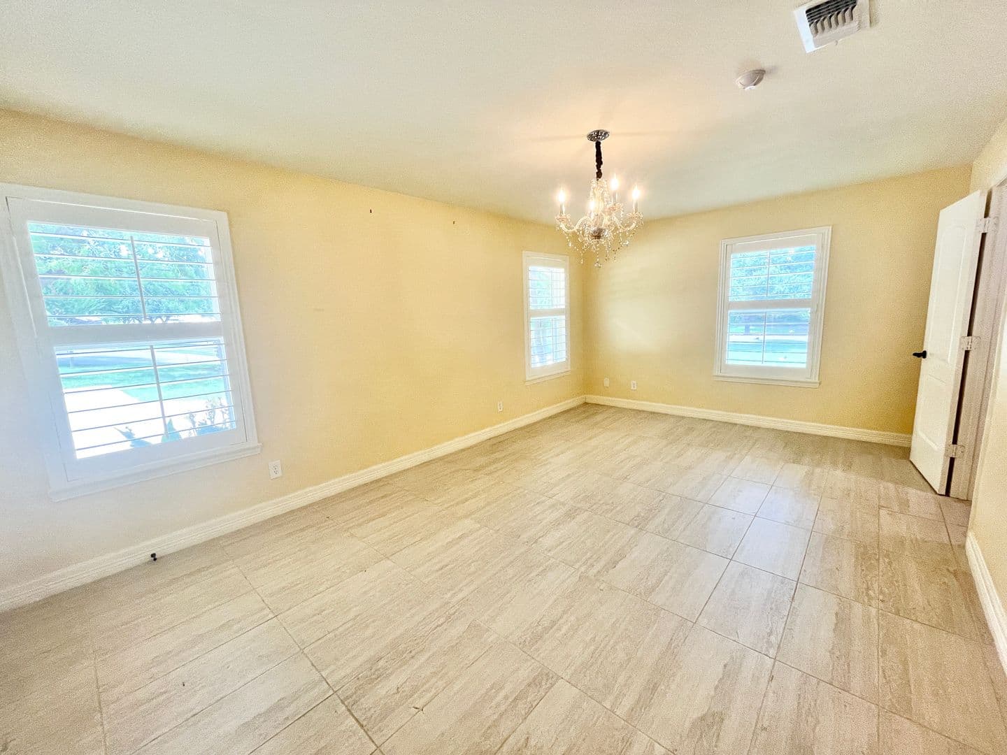 Irving House: 313 Santa Clara Street