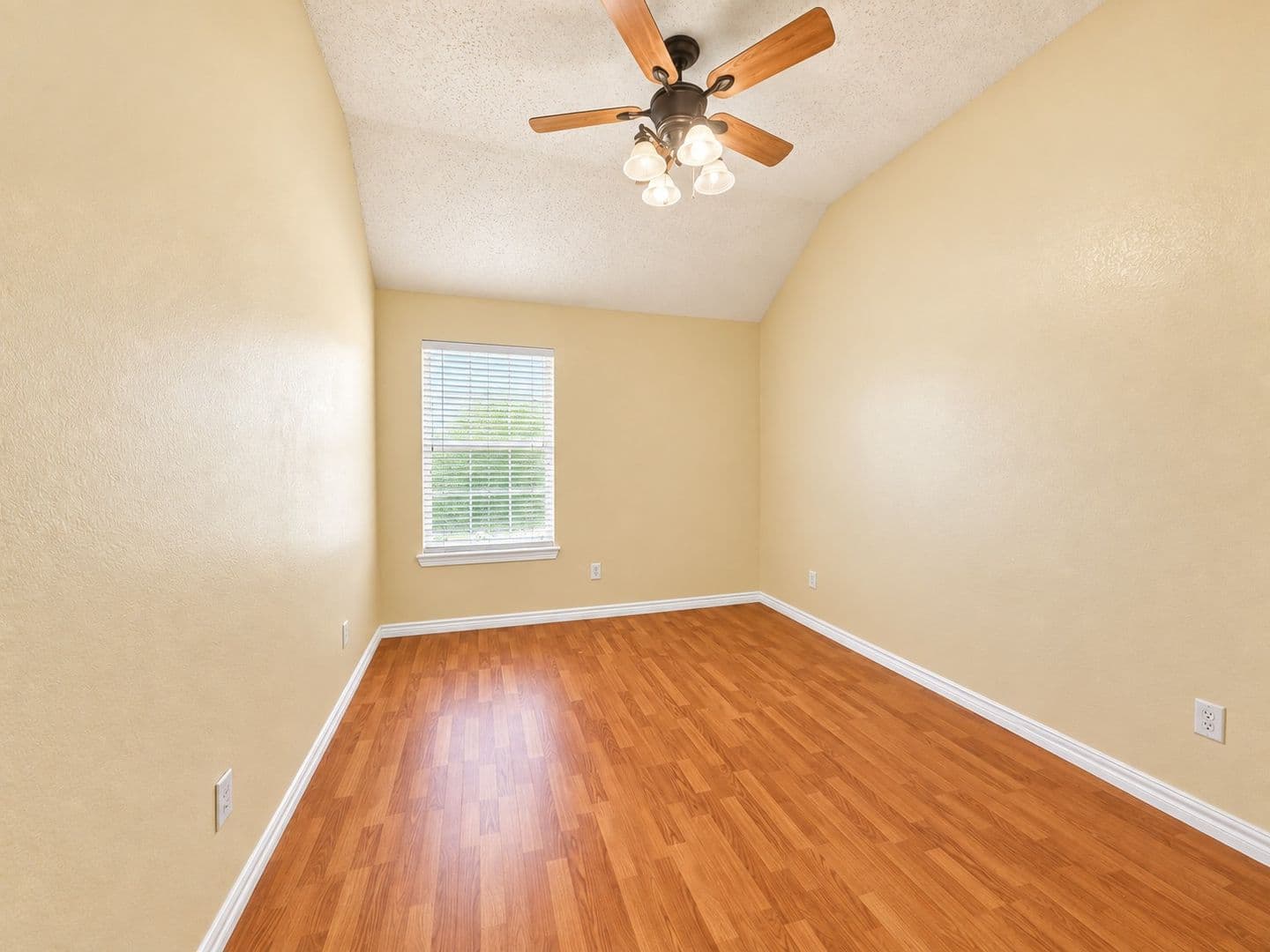 Fort Worth House: 4625 Marguerite Lane