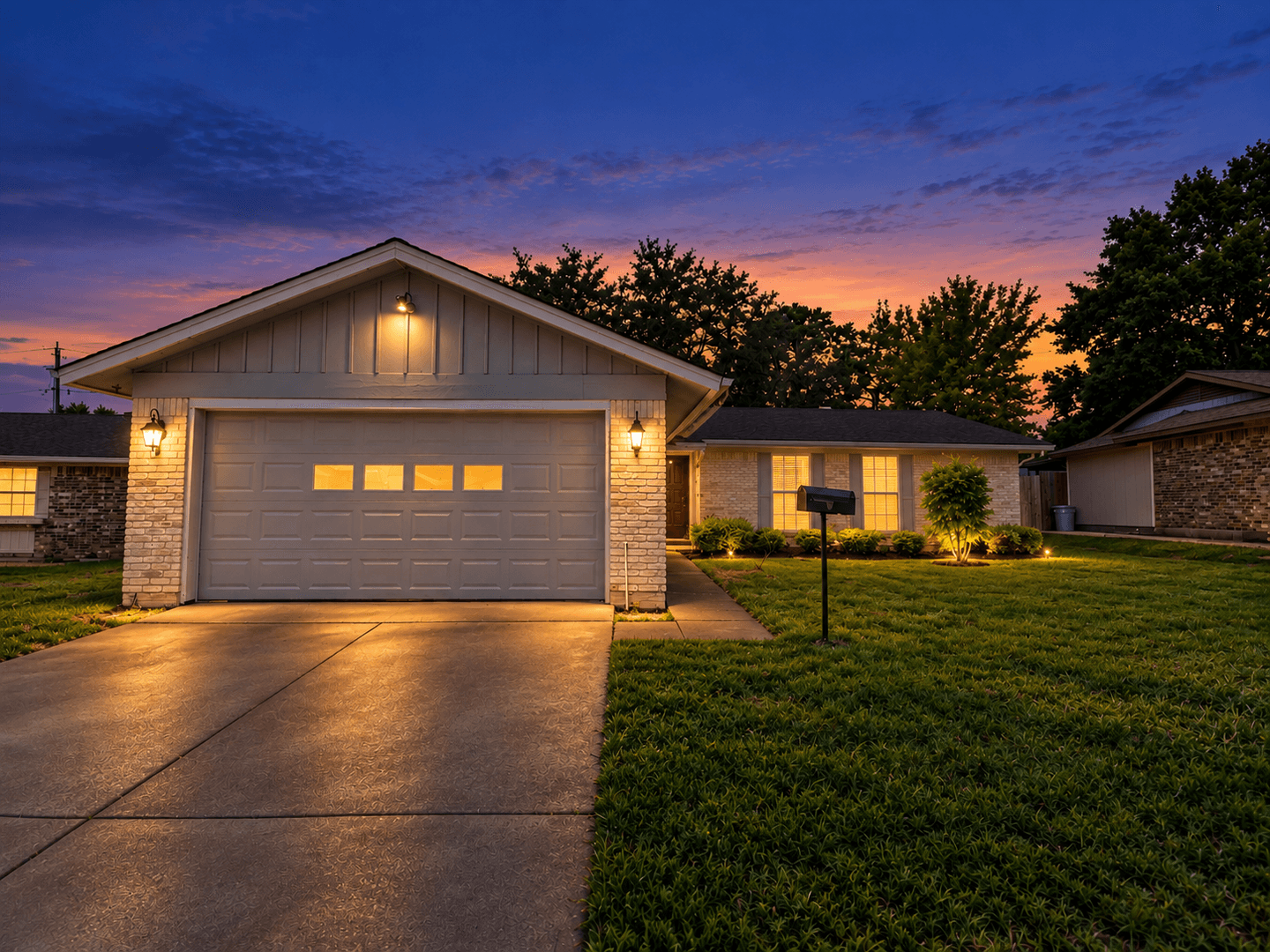Euless House: 701 Victoria Drive