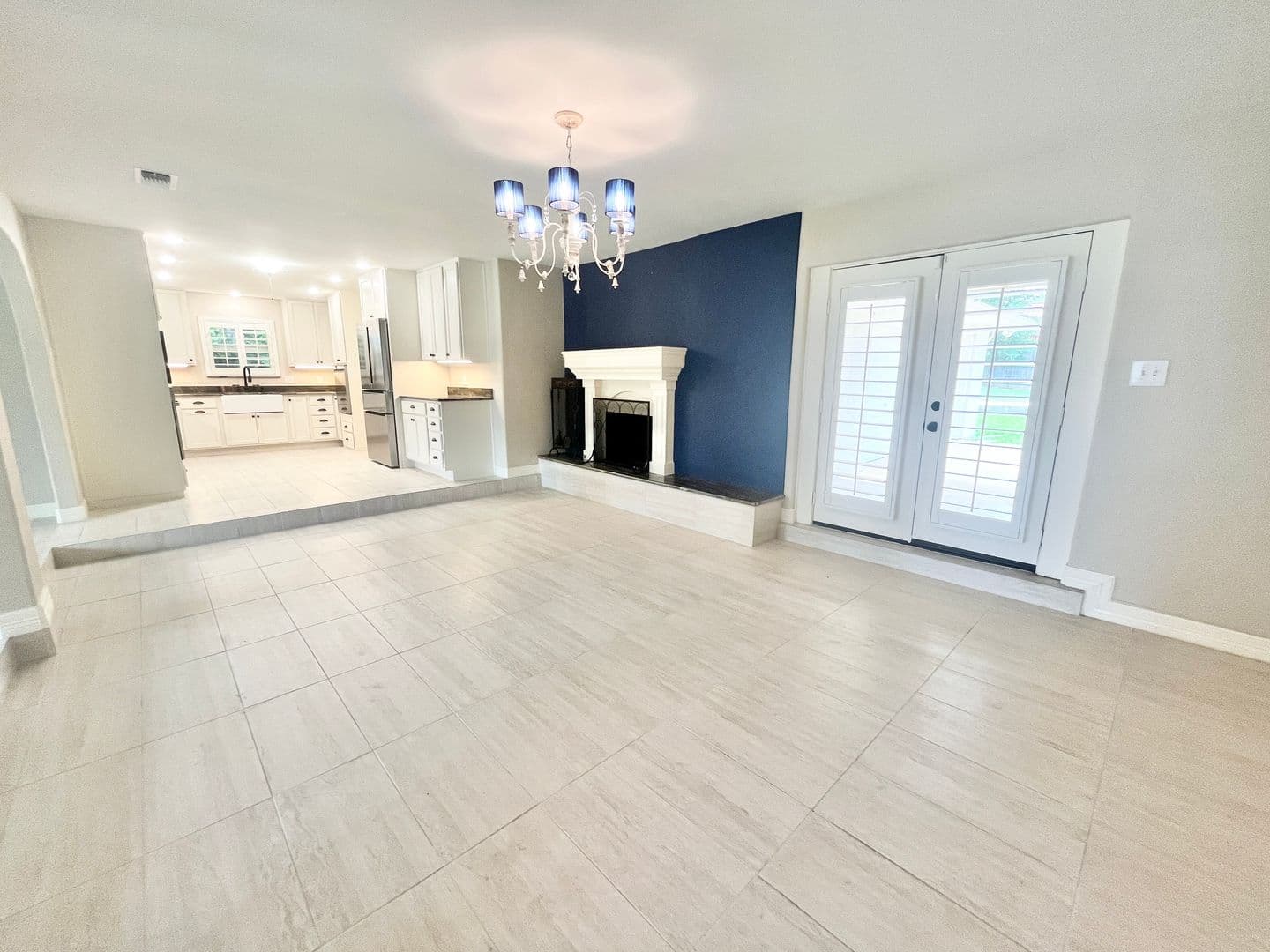 Irving House: 313 Santa Clara Street