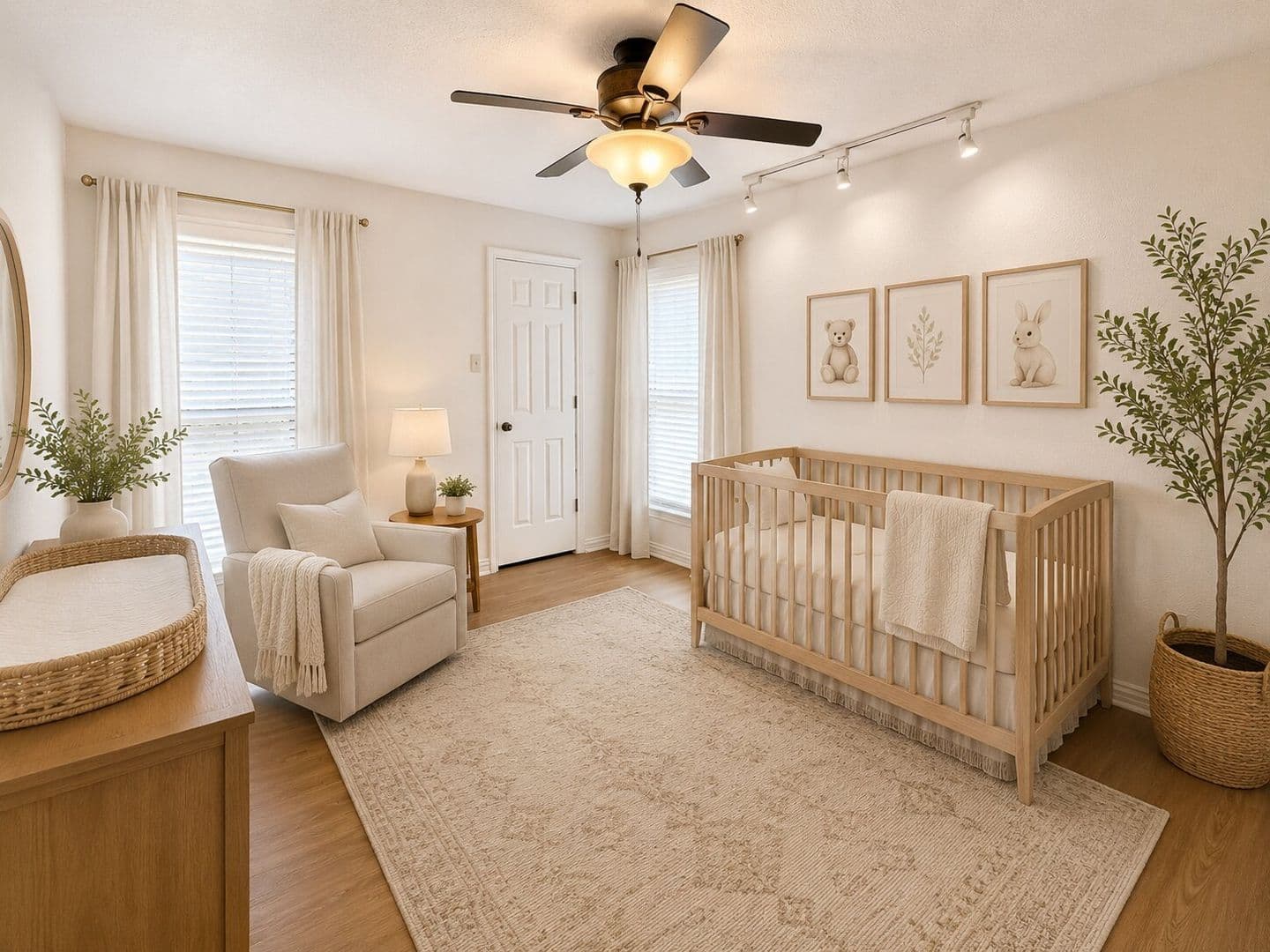 Arlington House: 6105 Paradise Drive