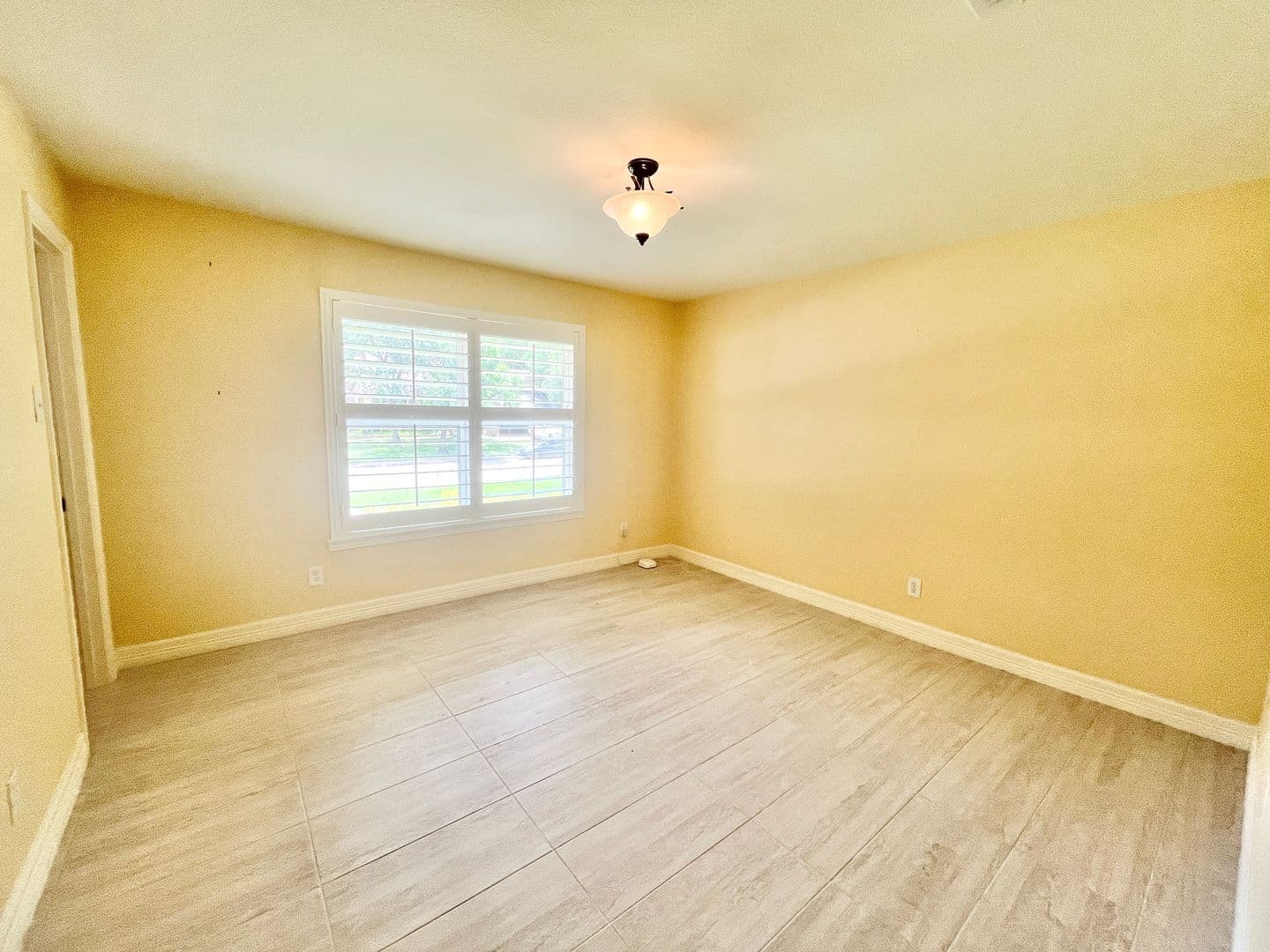 Irving House: 313 Santa Clara Street