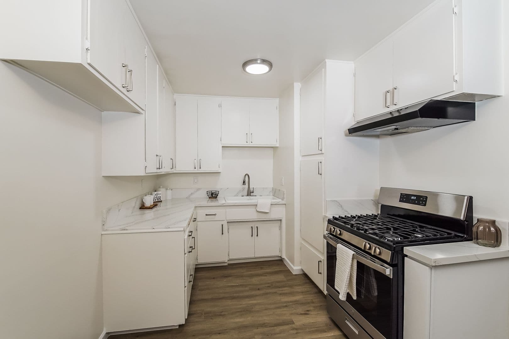 Arcadia Apartment: 1164 W. Duarte Rd