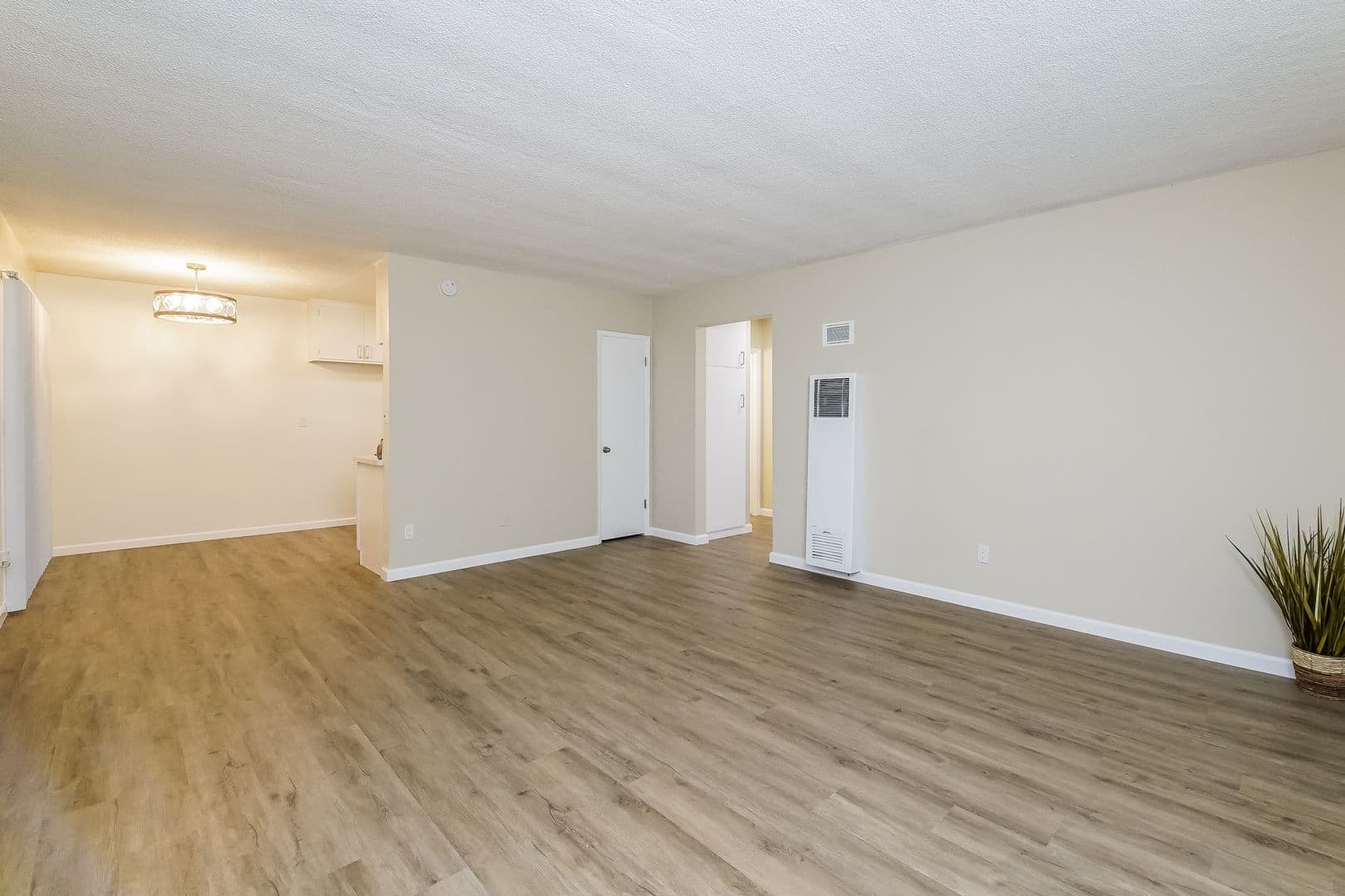 Arcadia Apartment: 1164 W. Duarte Rd