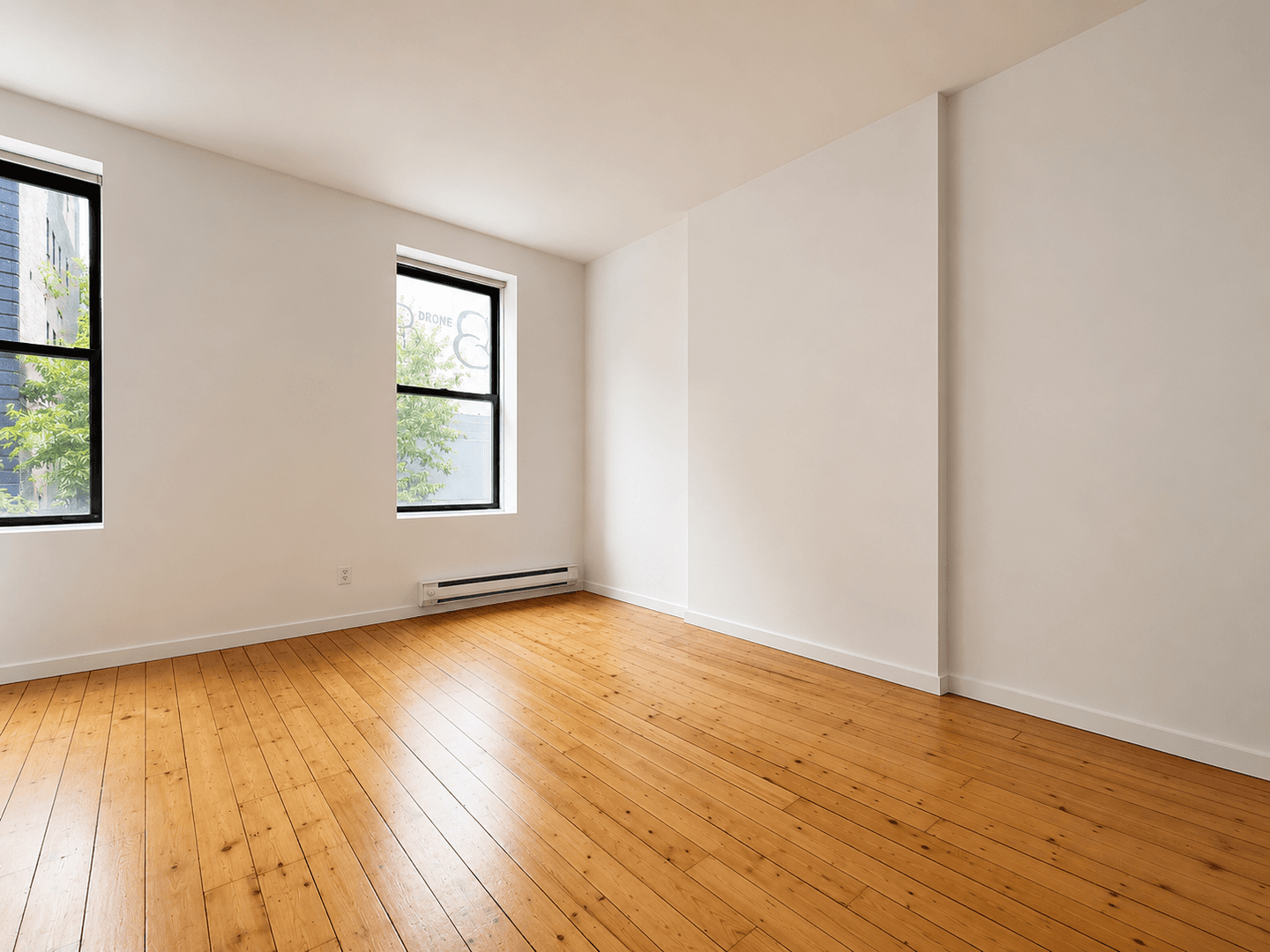 Bronx Apartment: 3217 Pearsall Ave, Bronx, NY 10469