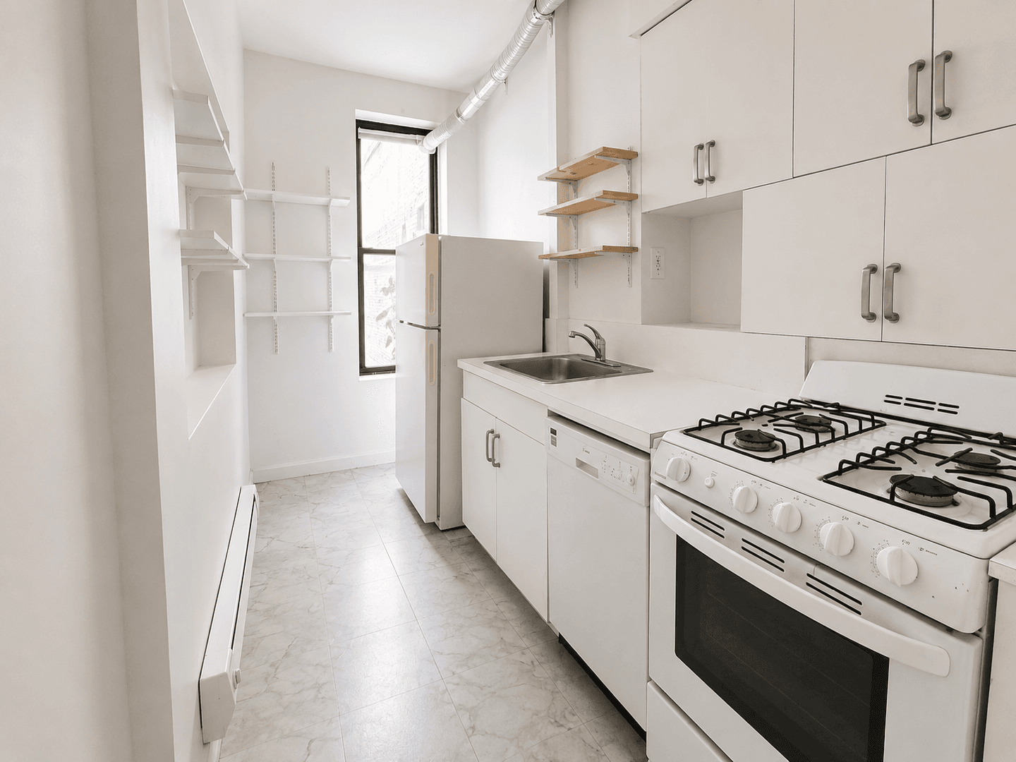 Bronx Apartment: 3217 Pearsall Ave, Bronx, NY 10469