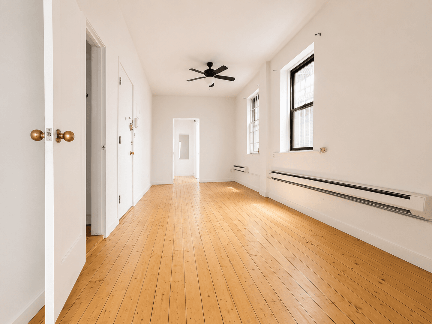 Bronx Apartment: 3217 Pearsall Ave, Bronx, NY 10469