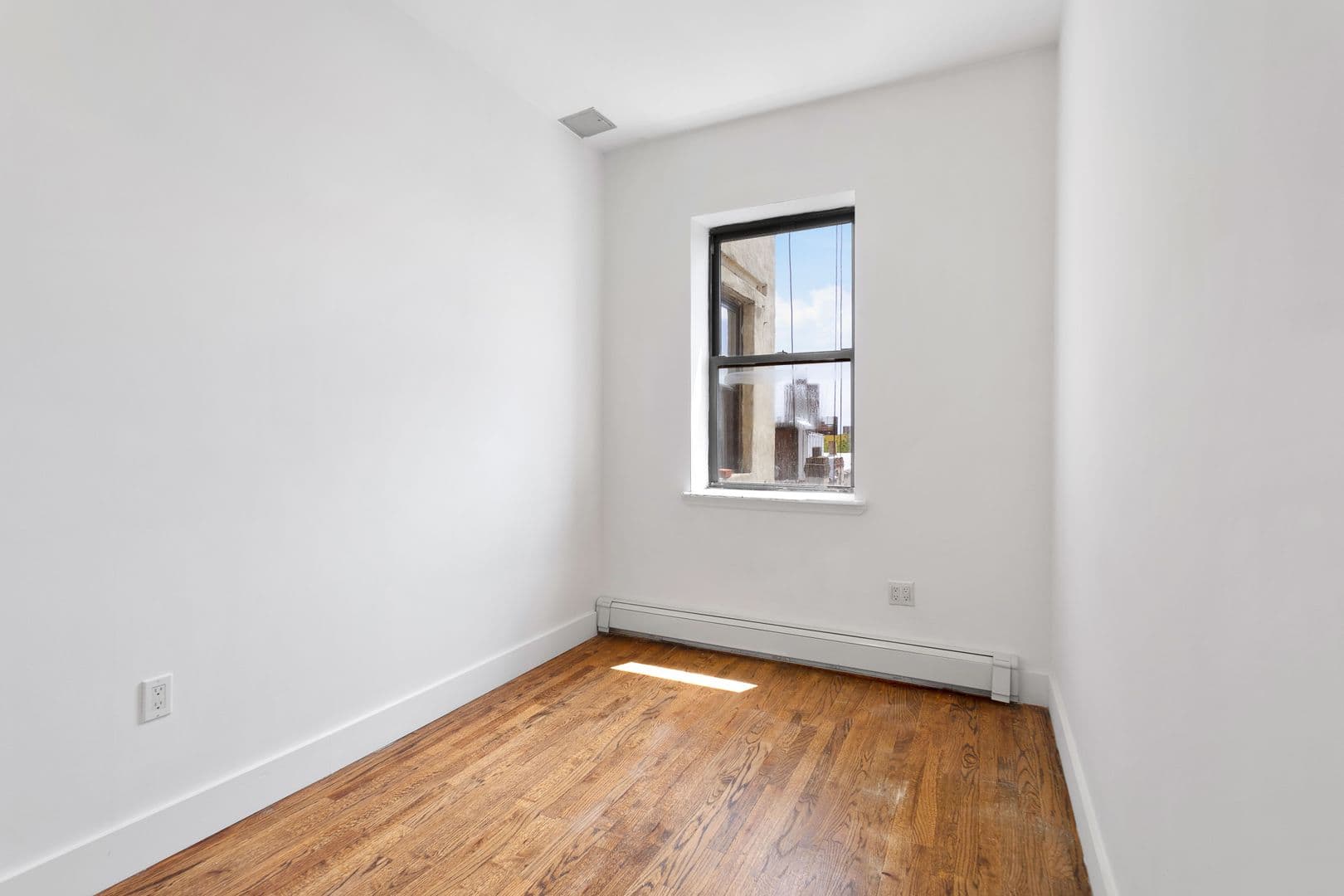 Brooklyn Apartment: 2342 Atlantic Avenue