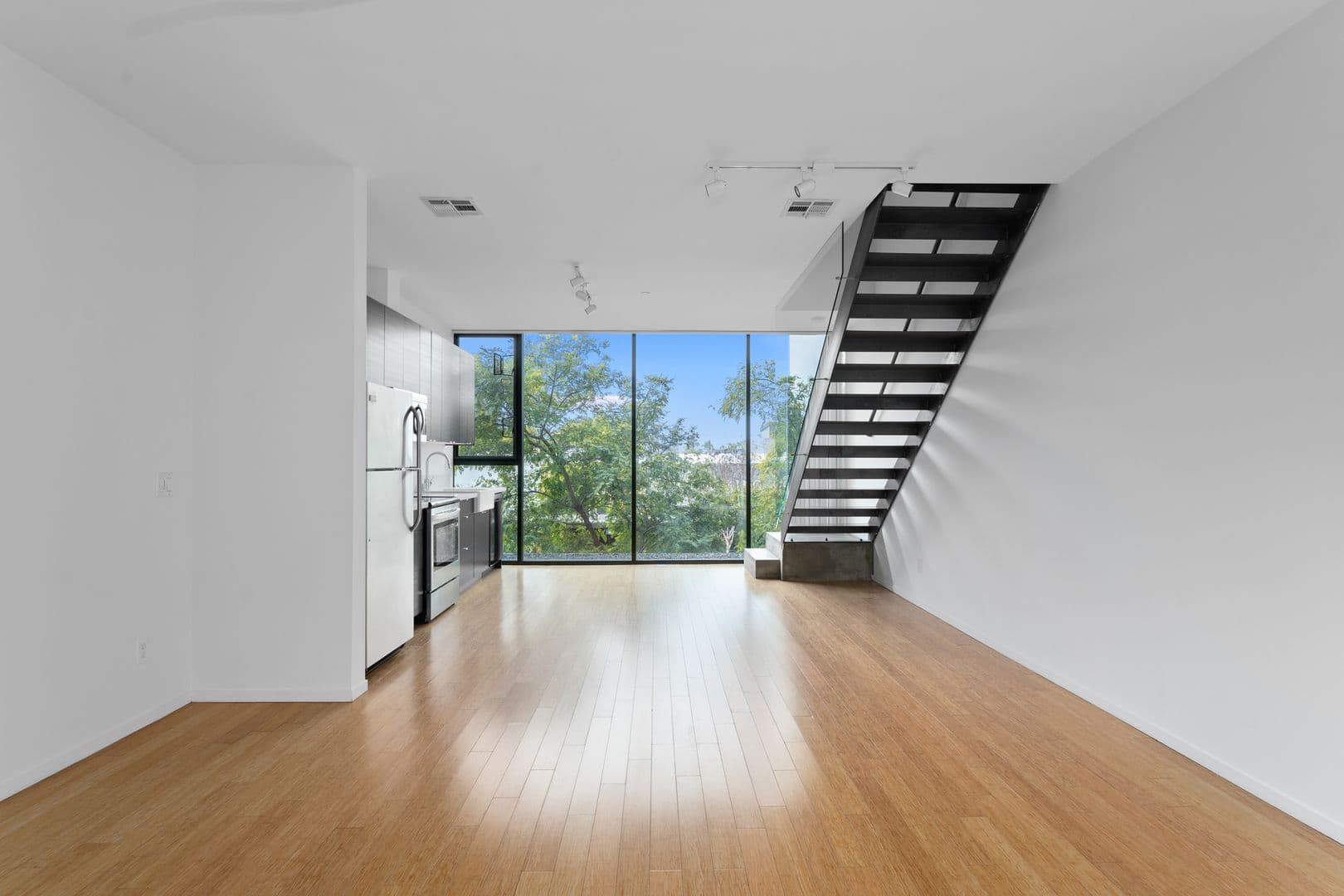San Diego Apartment: 3000 Upas Street