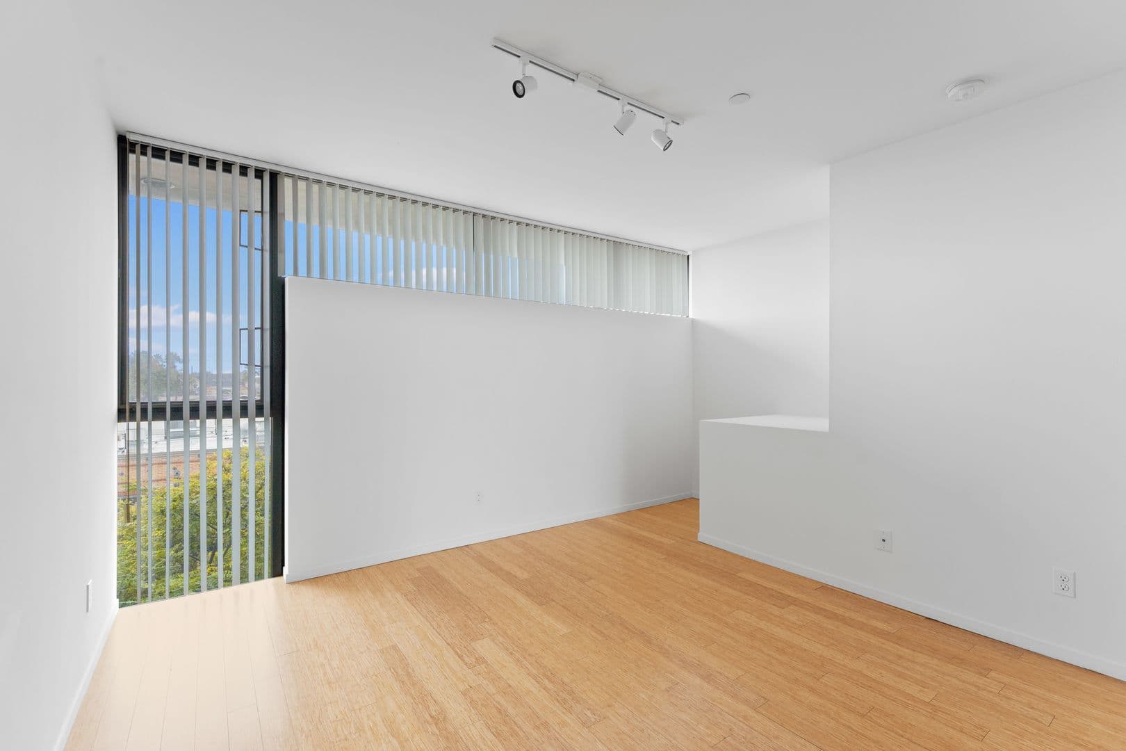 San Diego Apartment: 3000 Upas Street