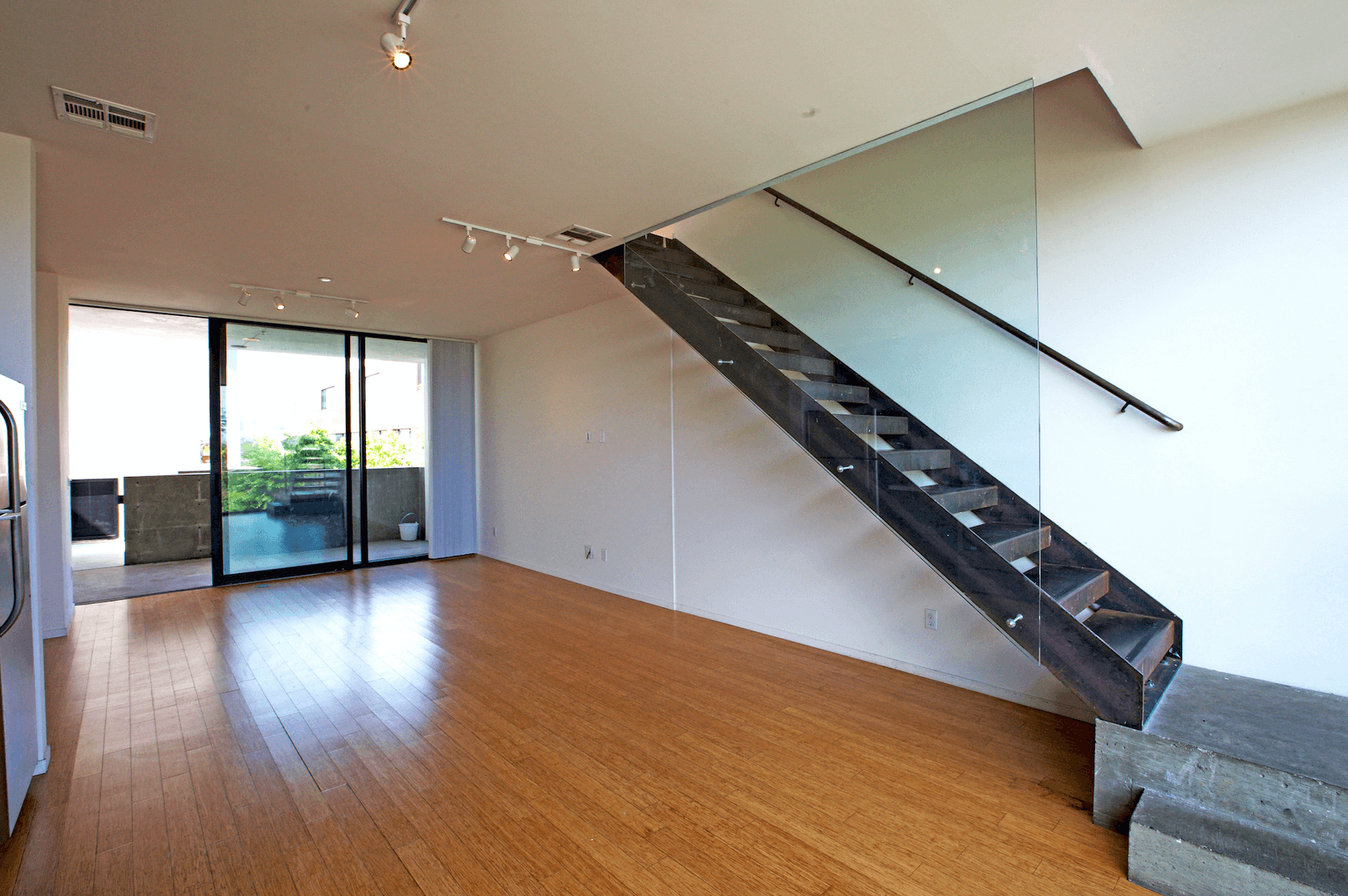 San Diego Apartment: 3000 Upas Street