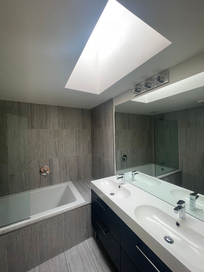 San Diego Apartment: 3000 Upas Street