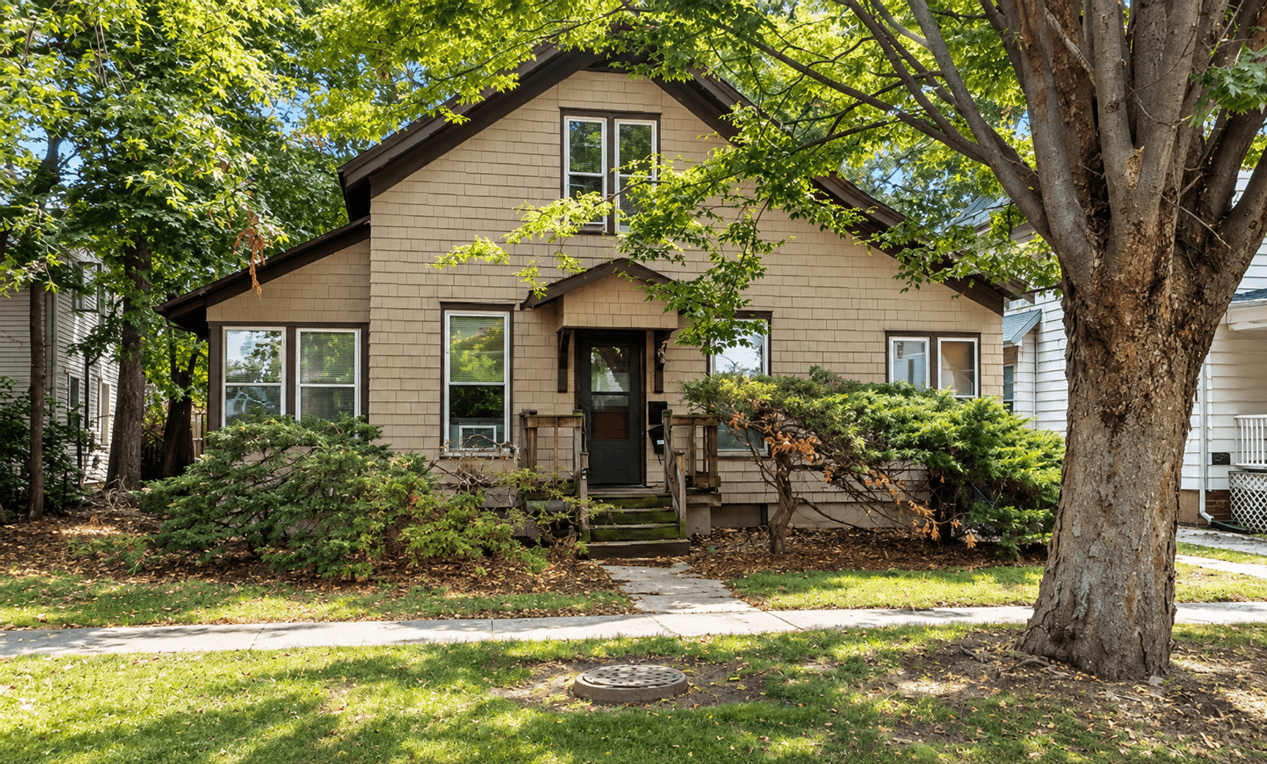 Urbana Apartment: 703 West High Street