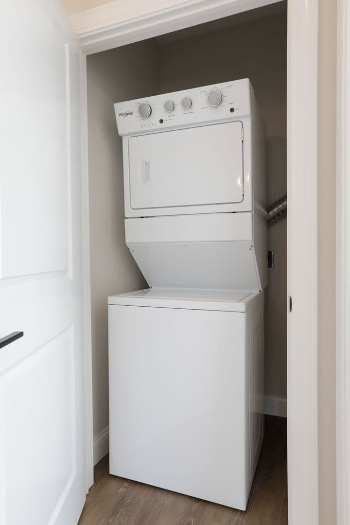 Champaign Apartment: 301 West University Avenue