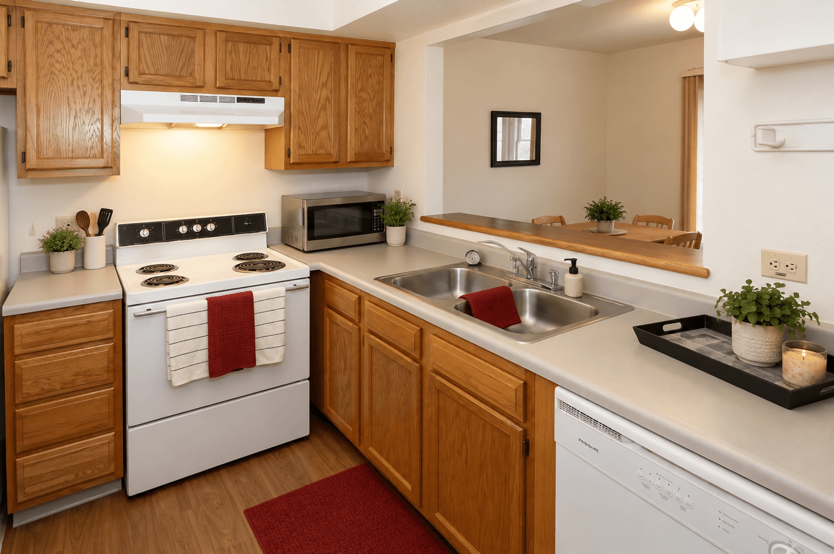 Urbana Apartment: 208 North Harvey Street
