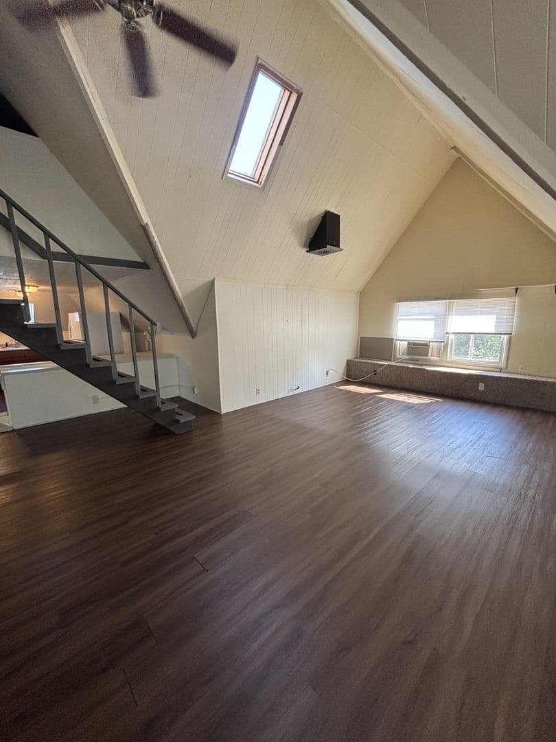 Urbana Apartment: 702 West Green Street