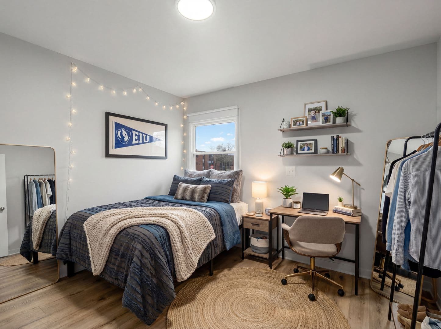 Charleston Apartment: 2204 9th Street