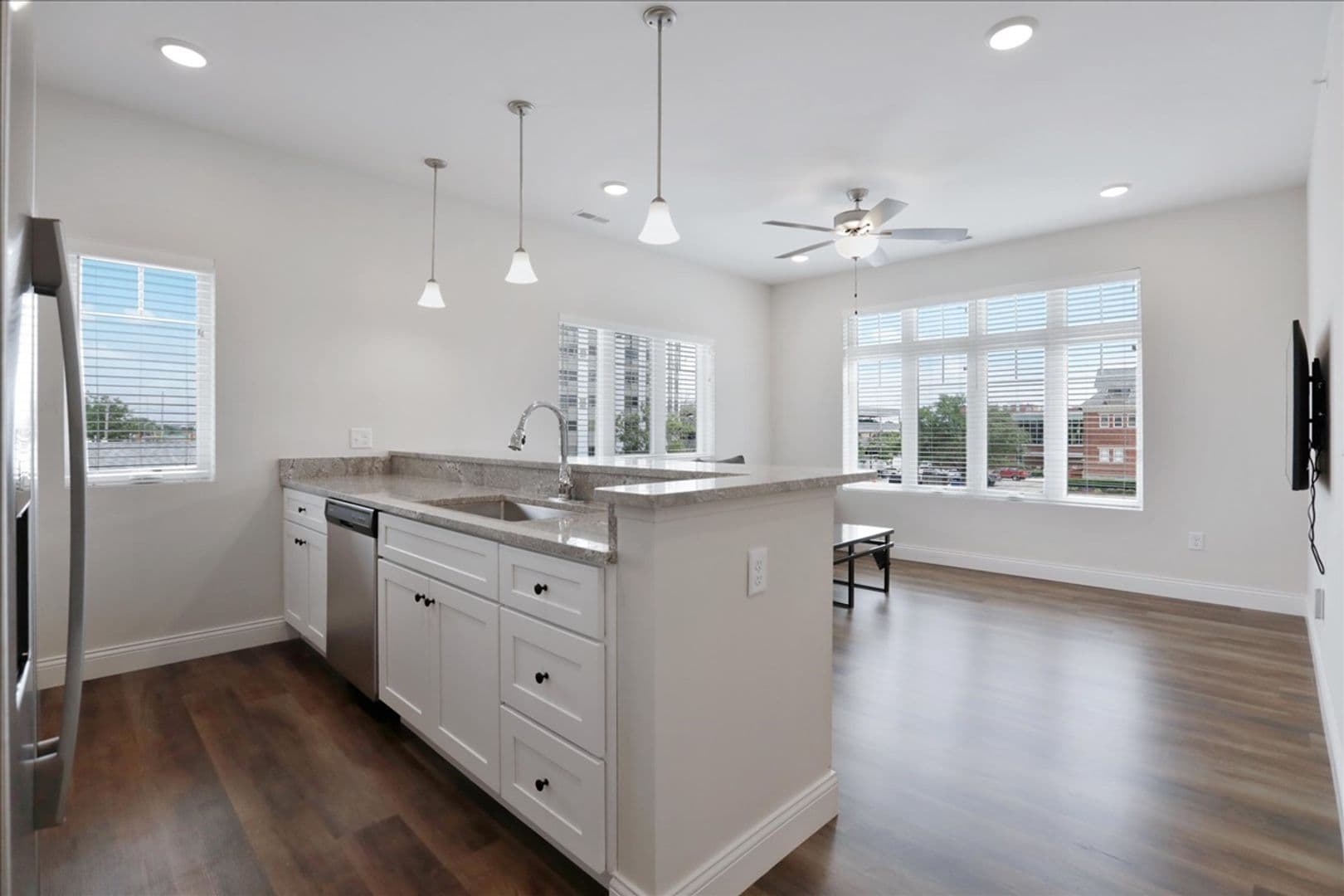 Champaign Apartment: 314 South State Street