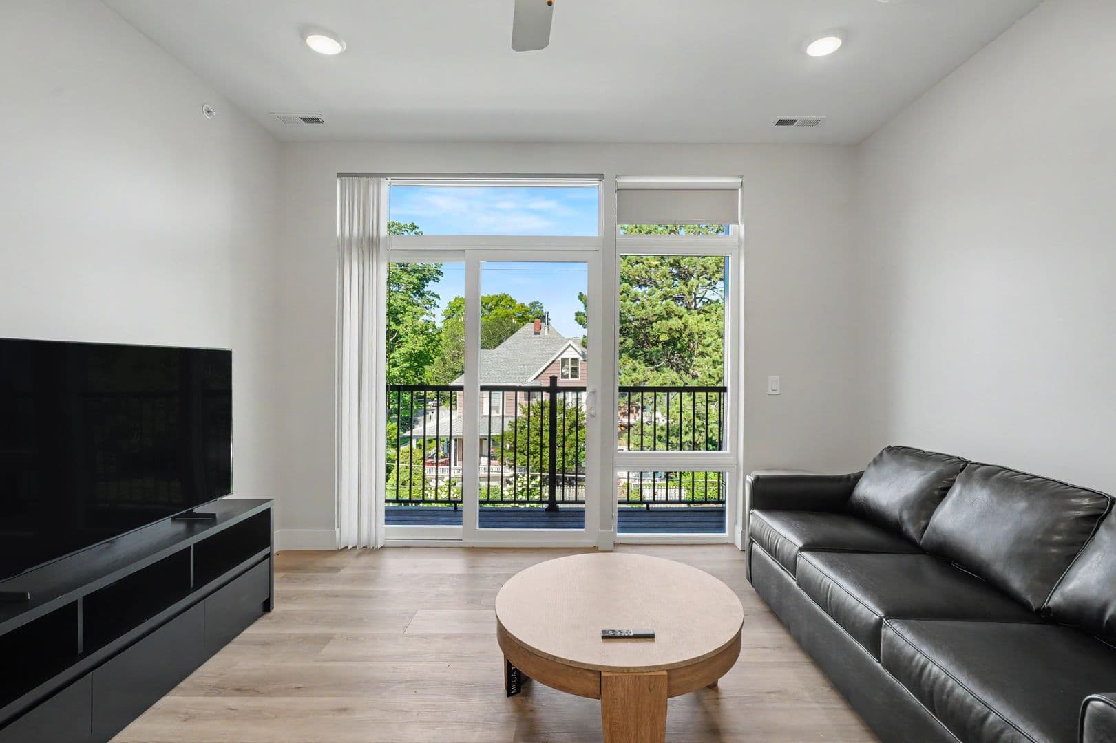 Champaign Apartment: 512 W Clark St
